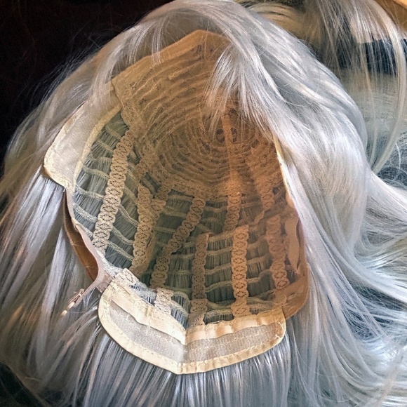 Wig Platinum Grey Synthetic 14" Long Straight Bangs Heat Resistant Tangle Free - Picture 9 of 11